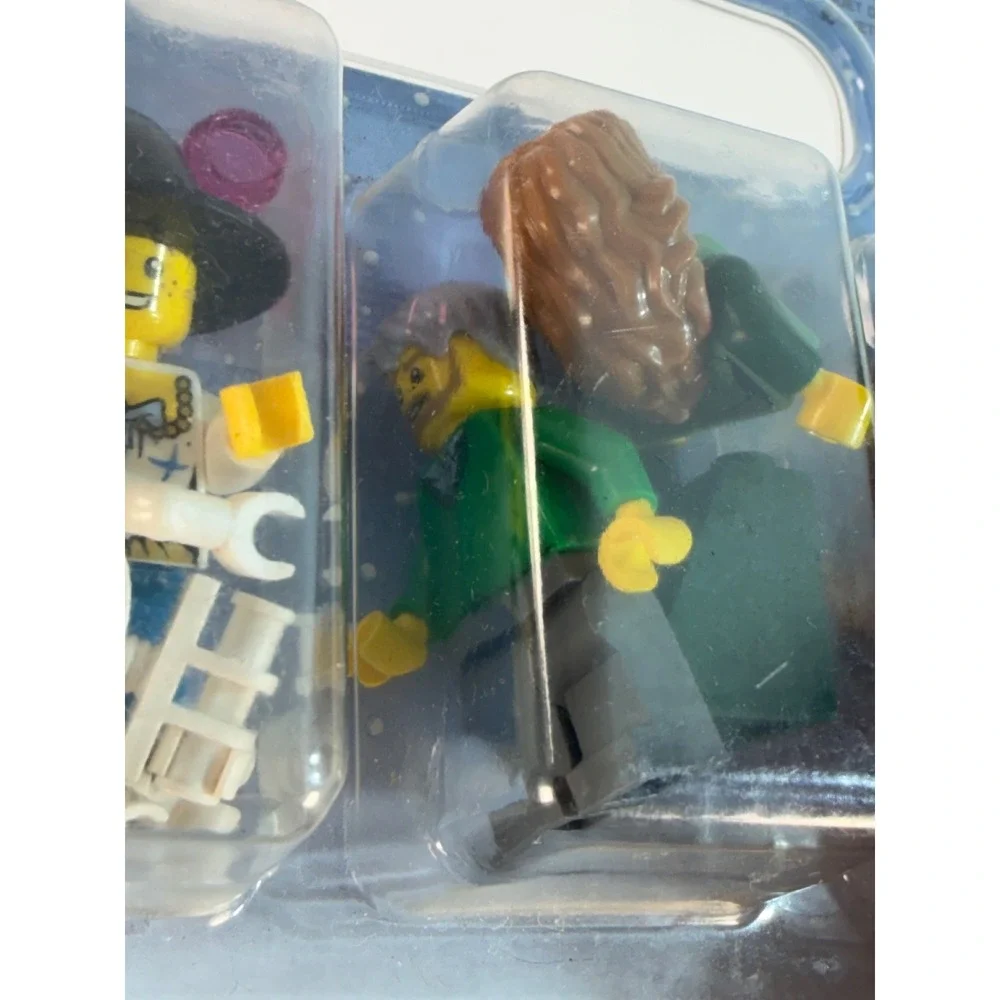 LEGO Holiday Minifigure Set 852766 Winter Village Witch Skeleton Figures New